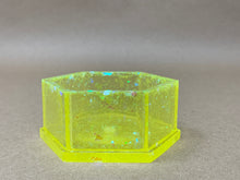Load image into Gallery viewer, Yellow Hexagonal Tiny Pot